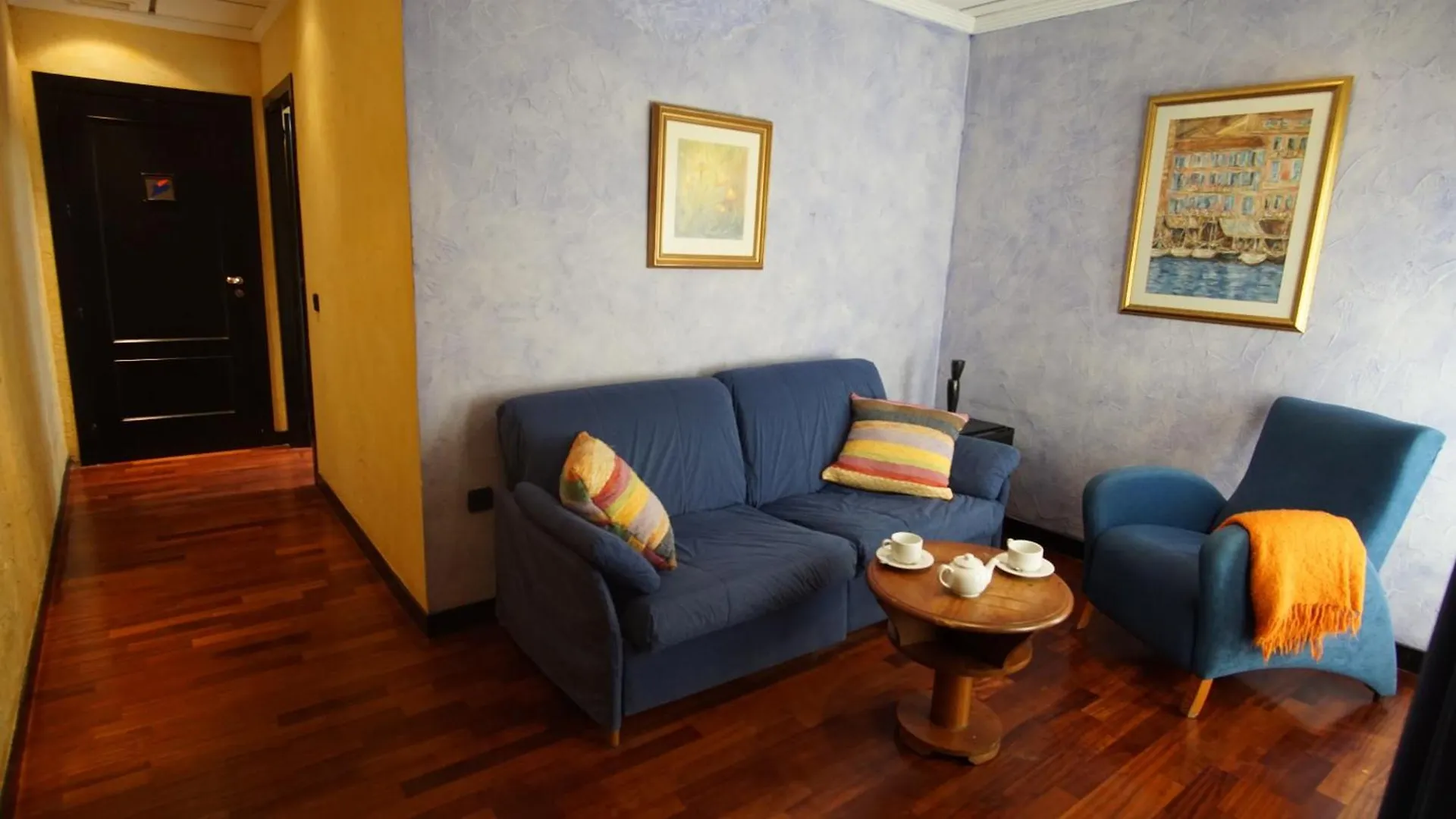 Hotel Tikar Garrucha