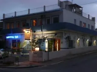 **  Hotel Tikar Garrucha España