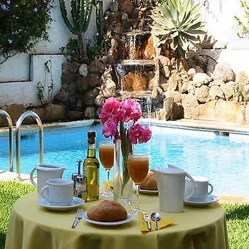 Hotel Tikar Garrucha