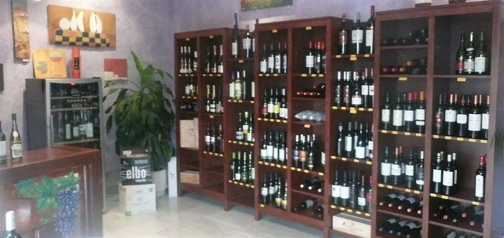 Hotel Tikar Гарруча 2*,