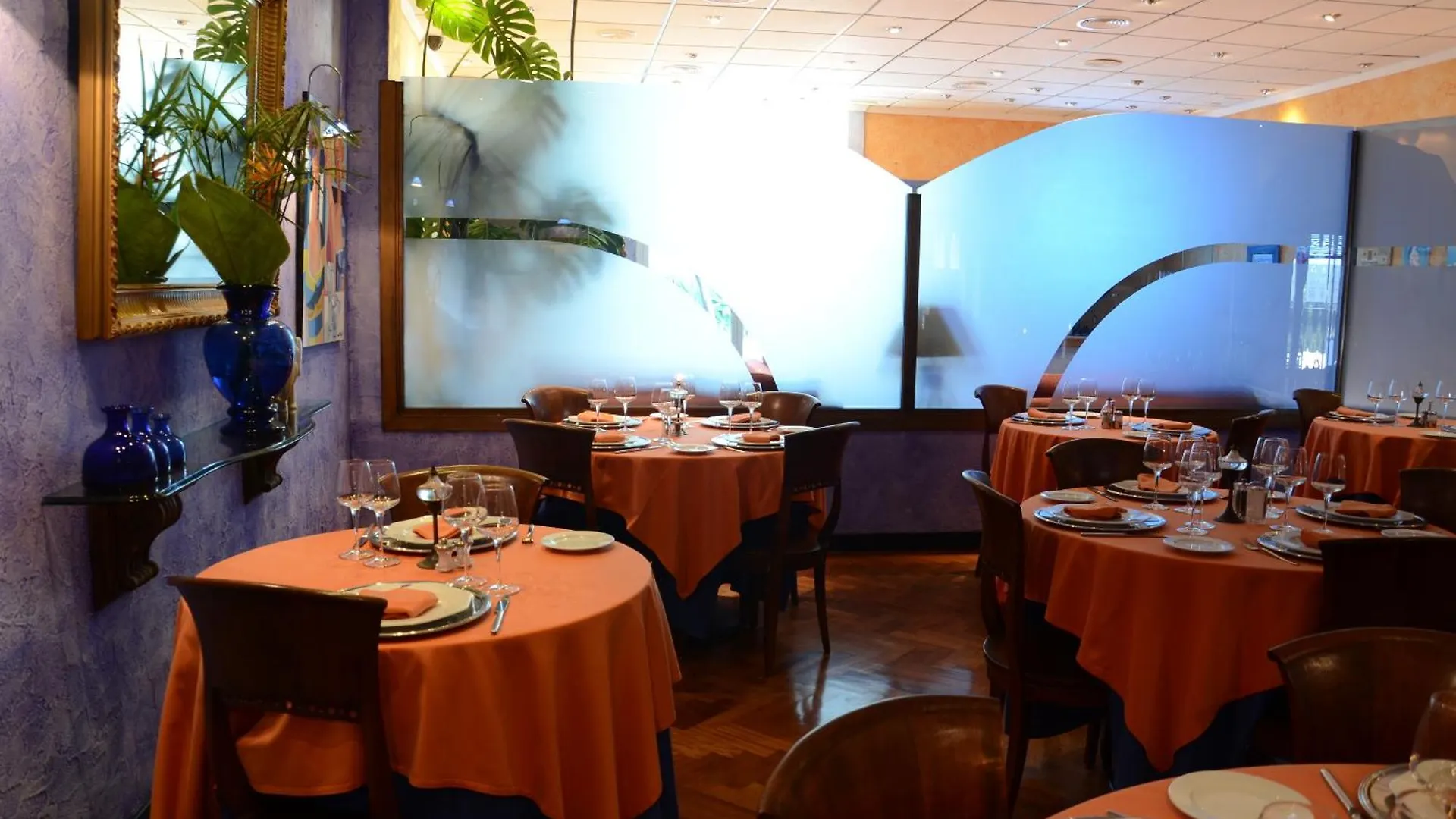 Hotel Tikar Гарруча 2*,