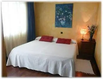 Hotel Tikar Гарруча